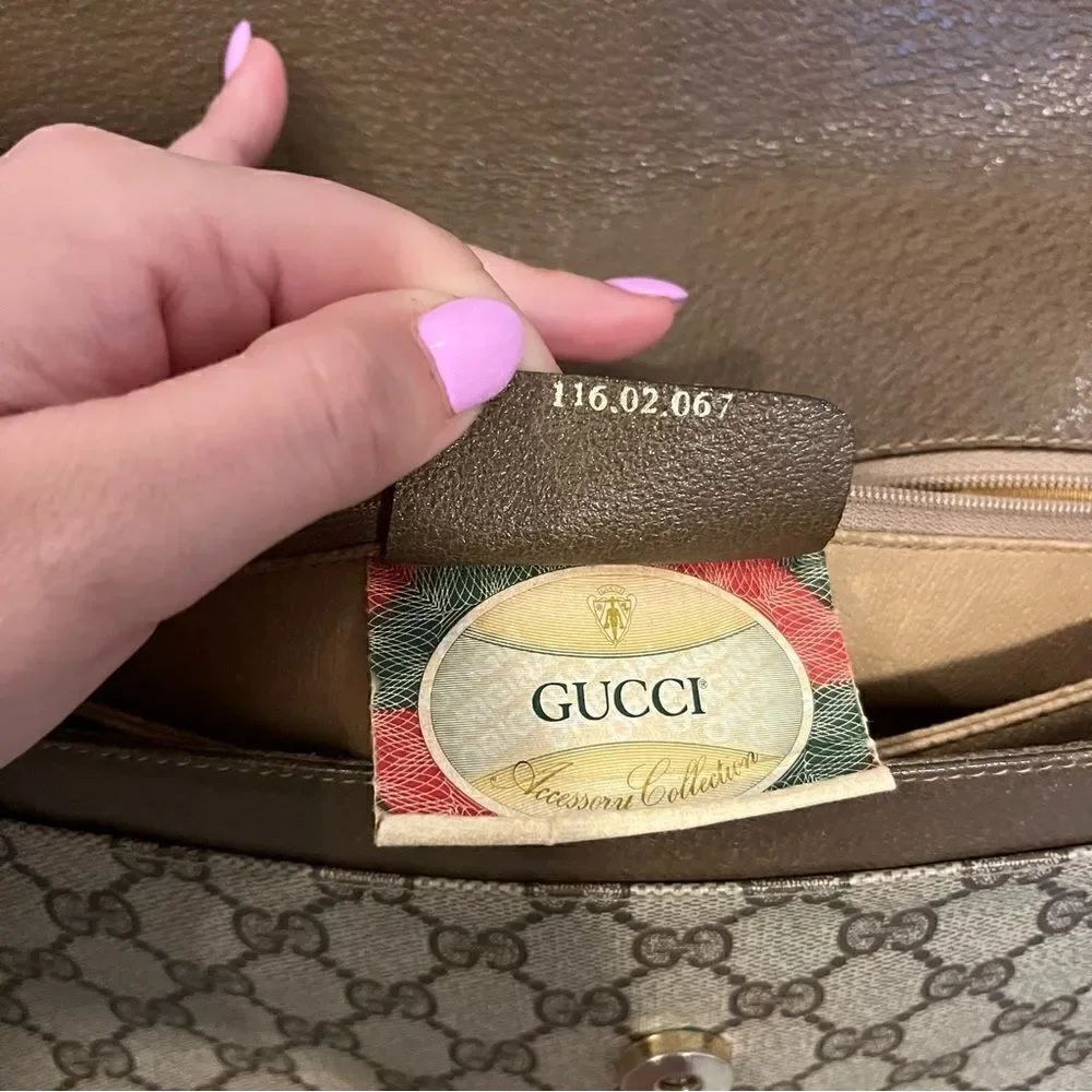 Gucci Supreme Crossbody/Shoulder Bag - Picture 15 of 16